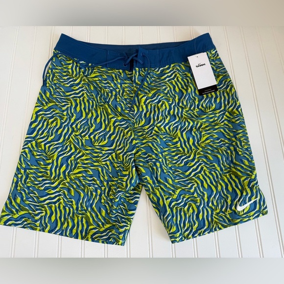 Nike Mens Trunks Swim Board Shorts 34 Drawstring Pocket NEW. 1130 - Picture 1 of 4
